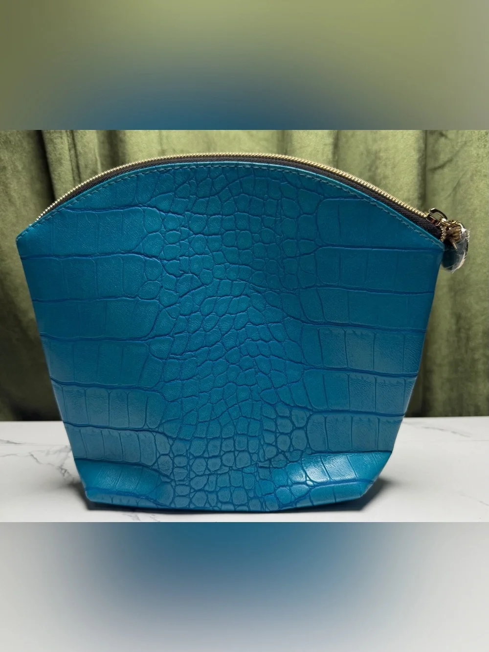 Elizabeth Arden Teal Faux Croc-Embossed Cosmetic Pouch